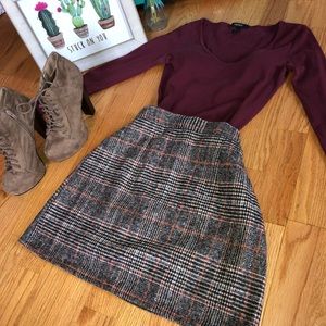 ✨NWOT Checkered Zip Back Skirt✨